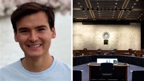 aidan maese czeropski nude|Gay Senate Staffer Who Allegedly Had Sex in Leaked Video Was。